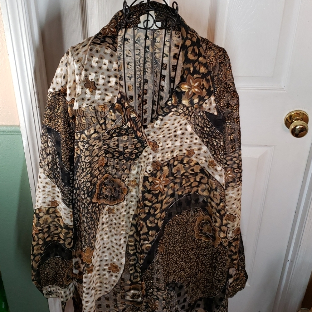 Avenue Large Sz 26 Animal Print Sheer Tunic